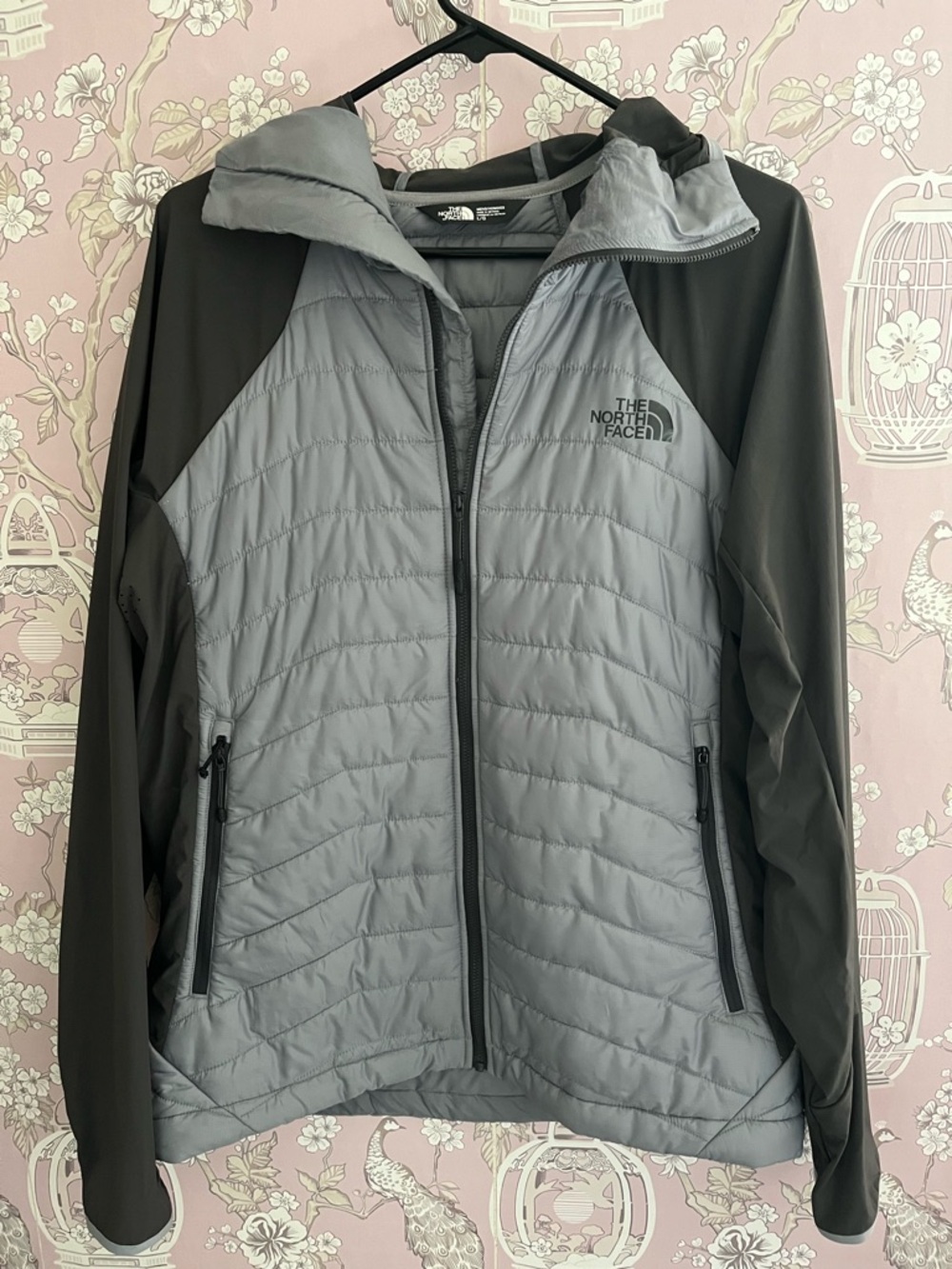 The North Face men’s two tone  Gray Hybrid Hooded Jacket